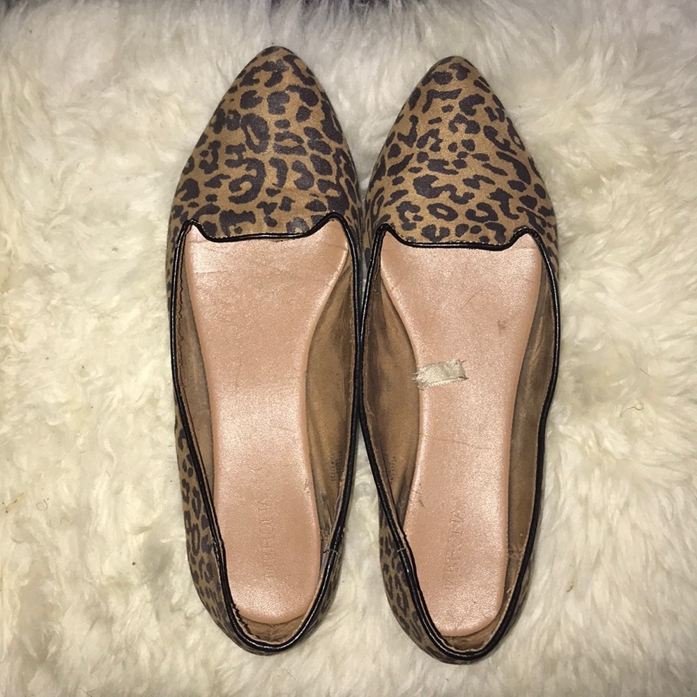 Cute kitty flats!